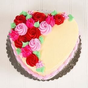 Daisy Heart Butterscotch Cake