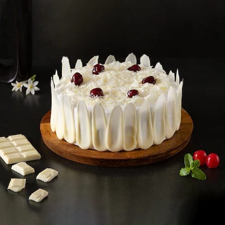 White Angel Cake