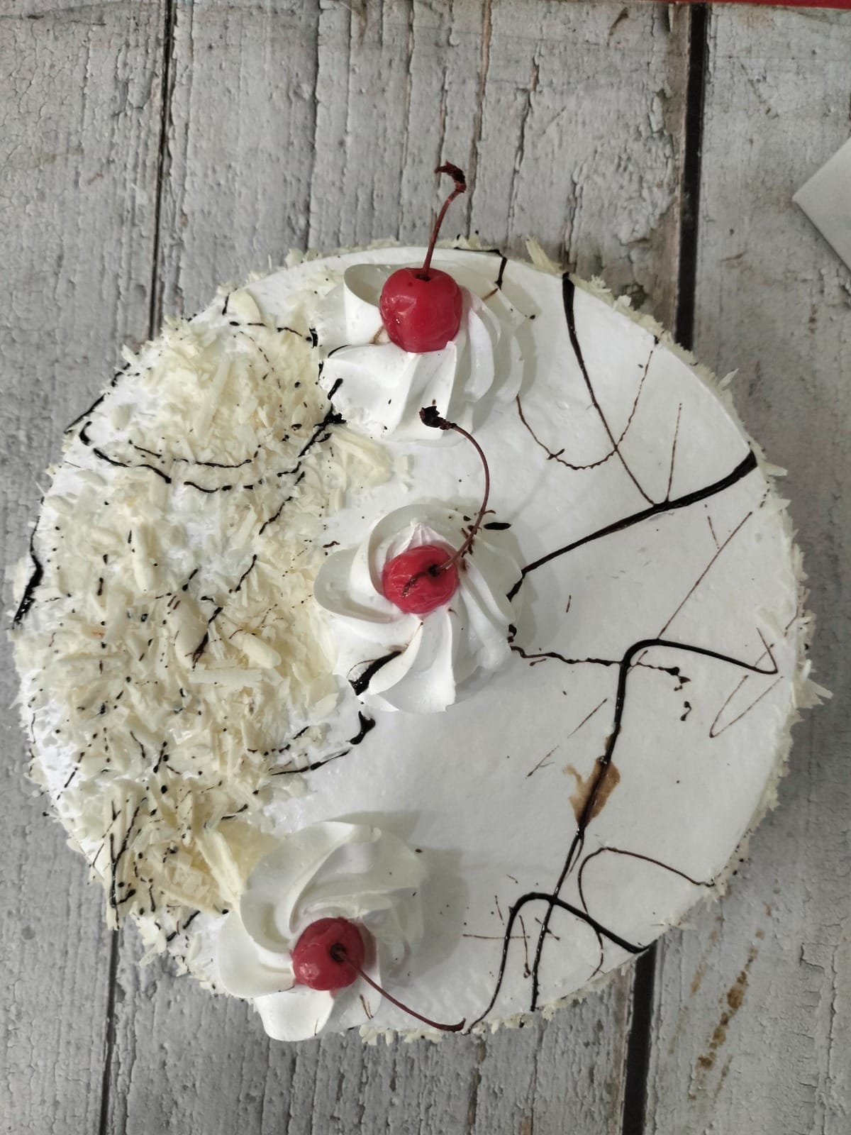 White Forest Cake