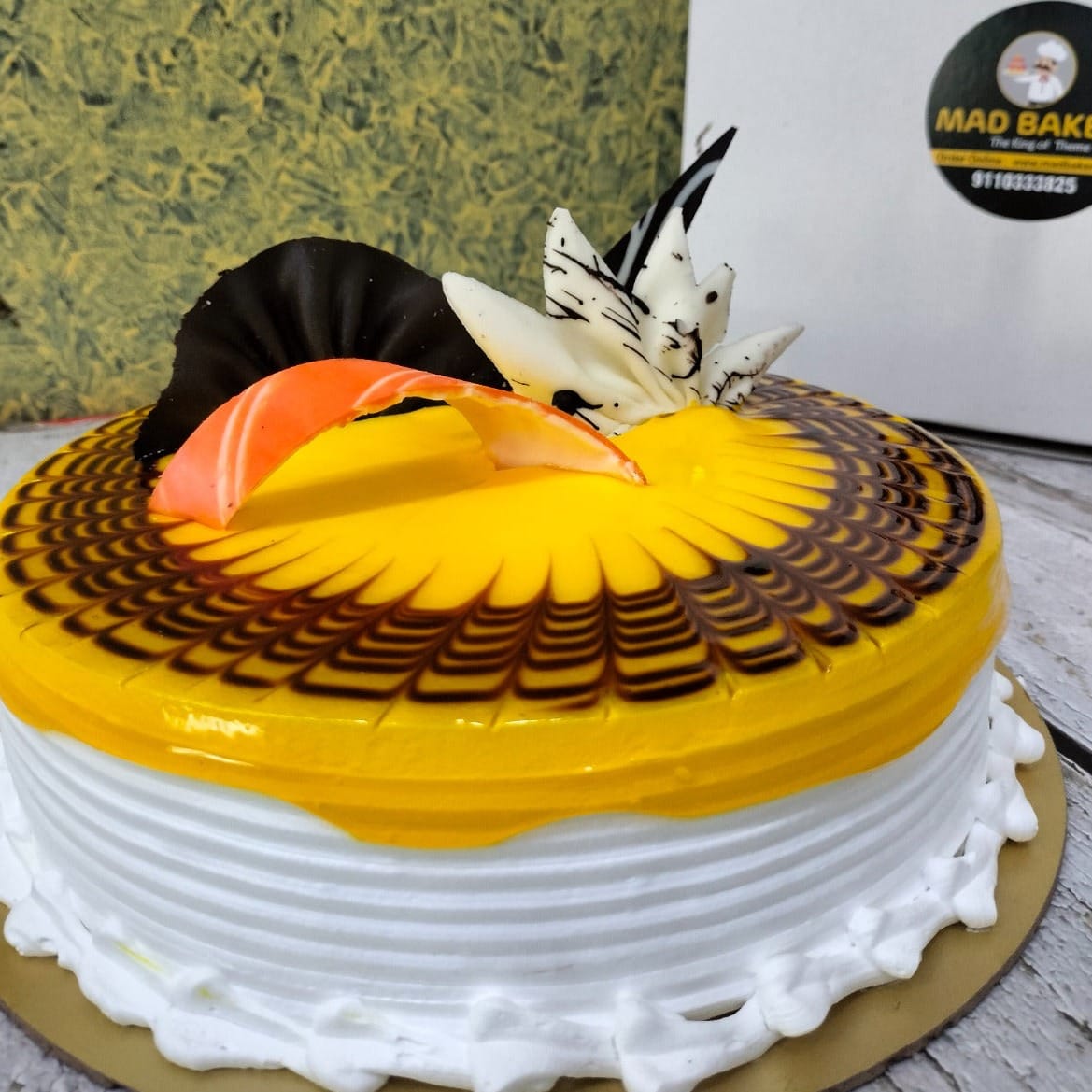 Juicy Pineapple Cake