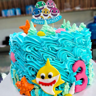 Baby Shark Butterscotch Cake